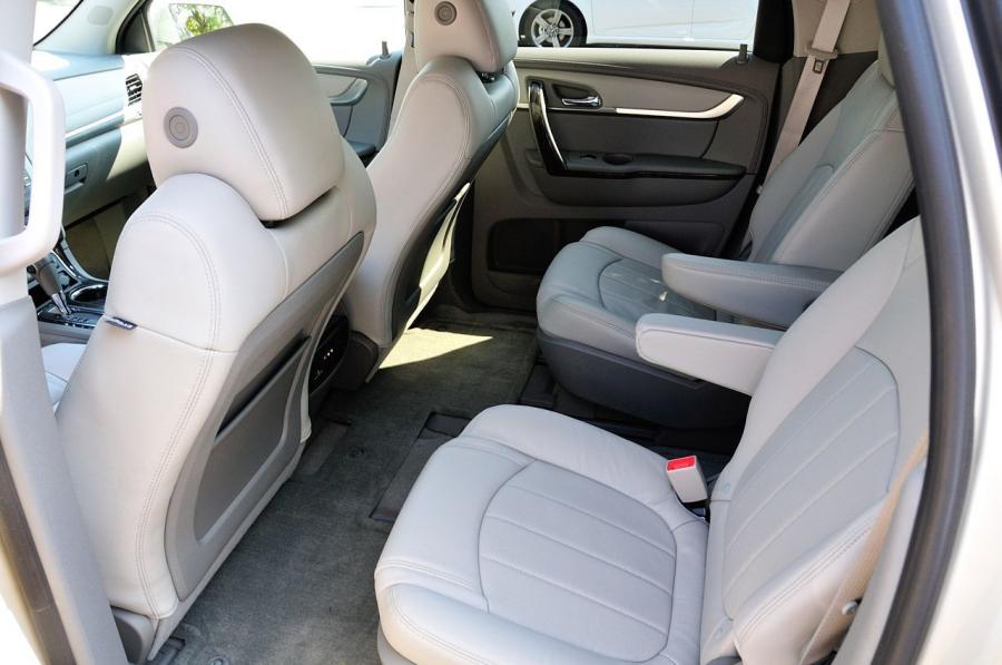  Chevrolet Traverse 2013 года  (фото 14 из 44)
